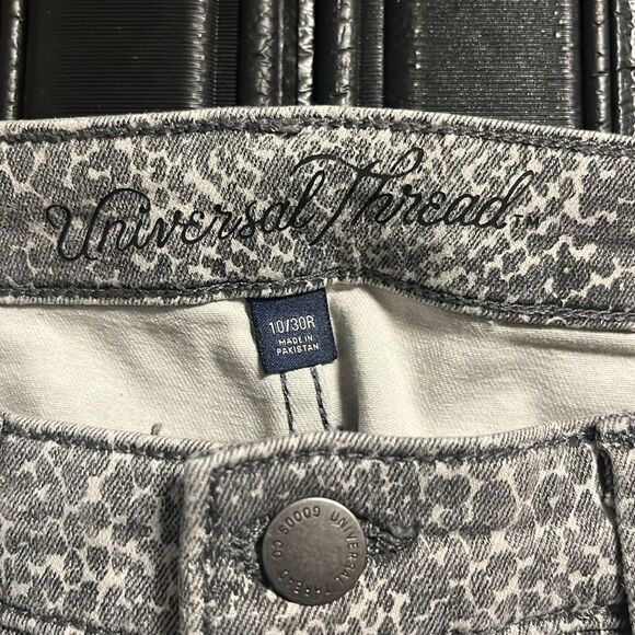 Universal thread printed denim - Picture 4 of 4